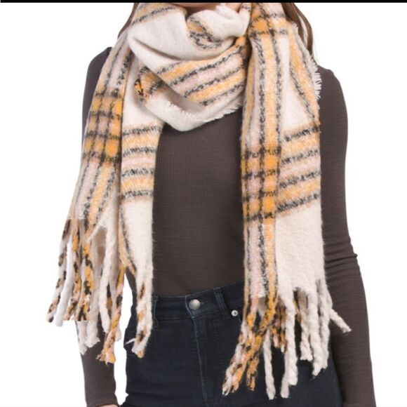 Steve Madden Ultra Soft Woven Plaid Blanket Scarf NWT - Picture 1 of 2